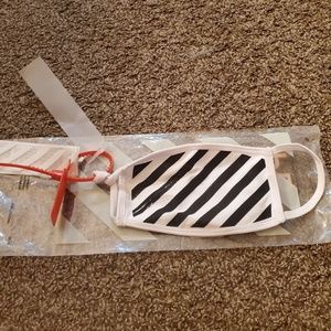Off white diagonal mask